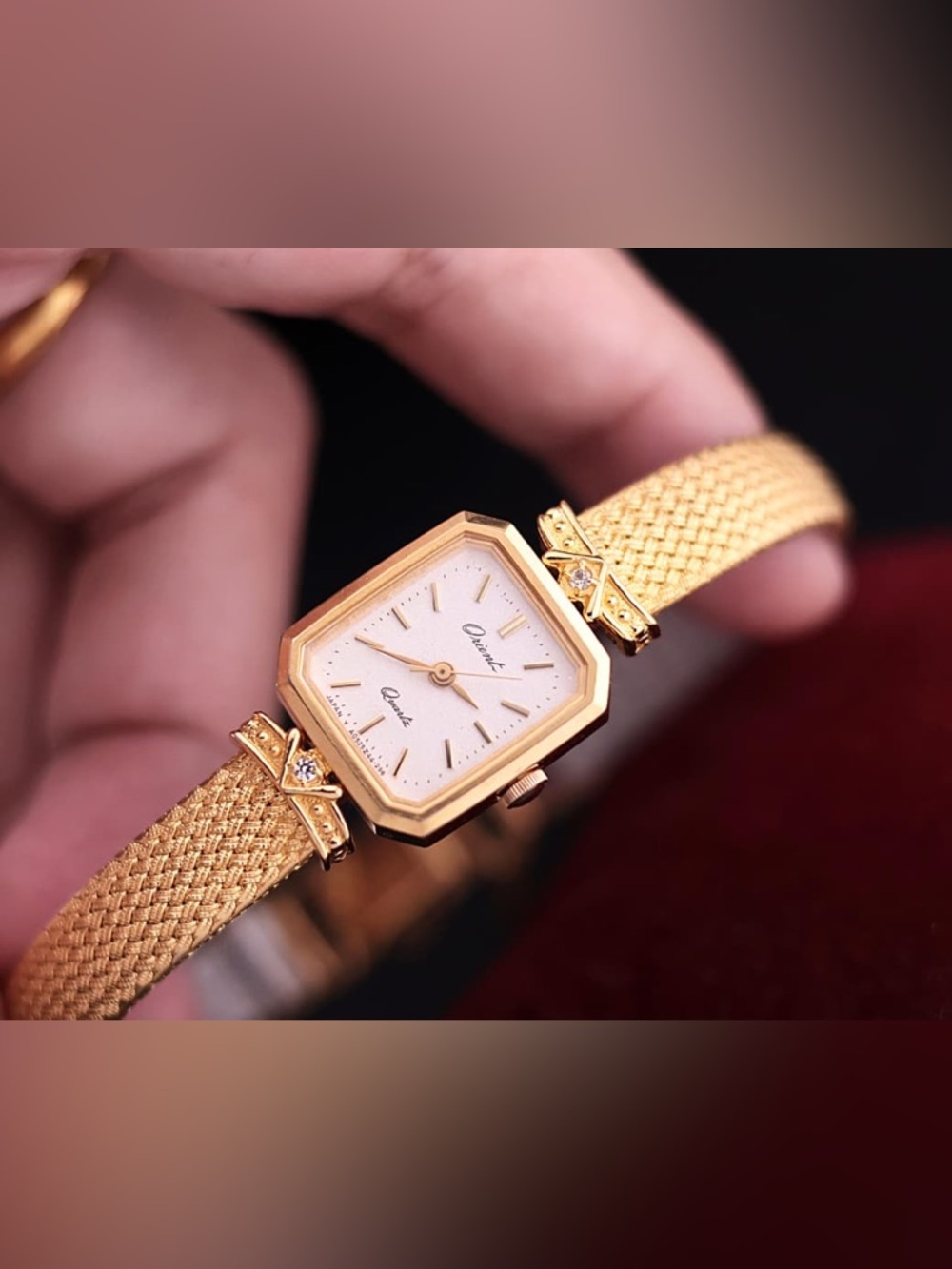 Vintage 1990s Orient Quartz Gold-Plated Women’s Watch - Very Good Condition - Picture 4 of 11